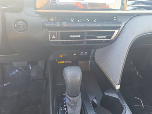 Used 2025 Toyota Camry LE FWD image 16