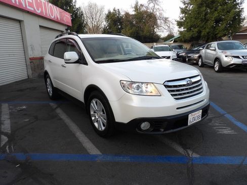 Used 2009 Subaru Tribeca Limited image 2