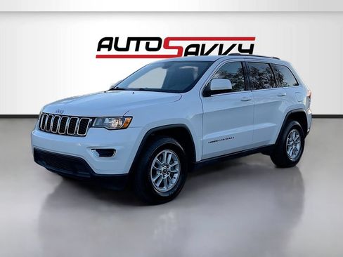 Used 2020 Jeep Grand Cherokee Laredo RWD image 3