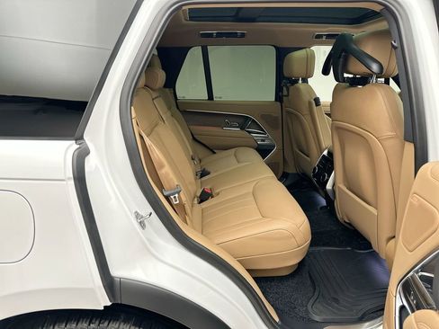 New 2026 Land Rover Range Rover SE AWD/4WD image 7