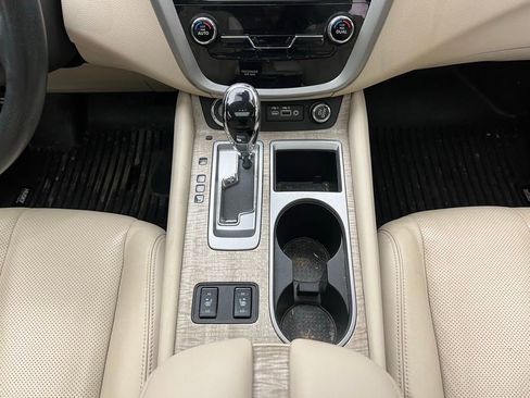 Used 2021 Nissan Murano SL w/ SL Moonroof Package image 11