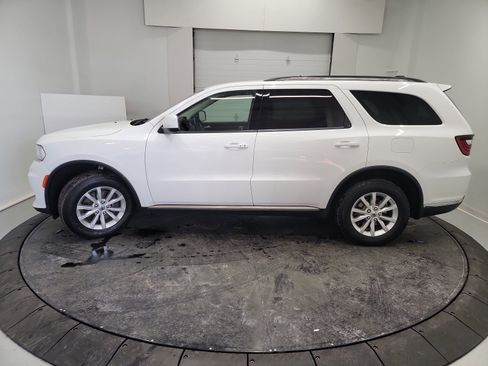 Used 2021 Dodge Durango SXT image 4