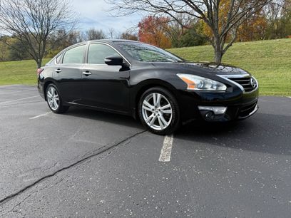 Used 2014 Nissan Altima 3.5 SL w/ Technology Package