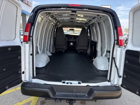 New 2025 Chevrolet Express 2500 image 6