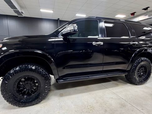 Used 2013 Toyota Sequoia Limited AWD/4WD image 9