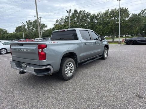 Used 2023 Chevrolet Silverado 1500 LT AWD/4WD image 5