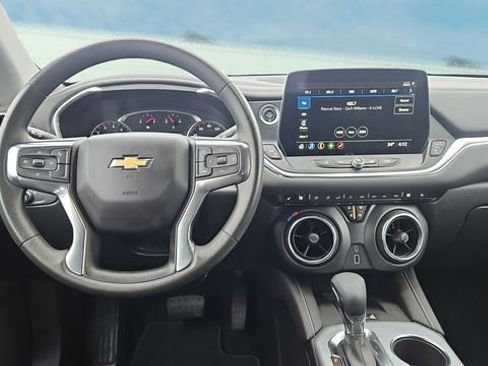 Used 2024 Chevrolet Blazer LT w/ Convenience Package image 9