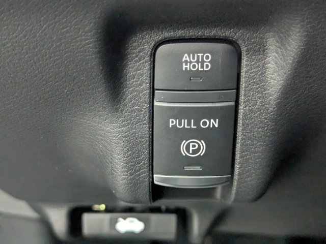 Used 2025 Nissan Murano SL AWD/4WD image 14