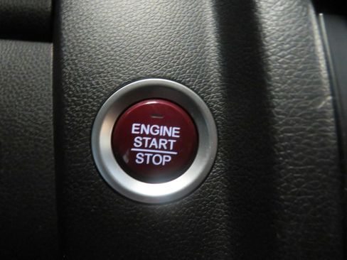 Used 2015 Honda Fit EX image 40