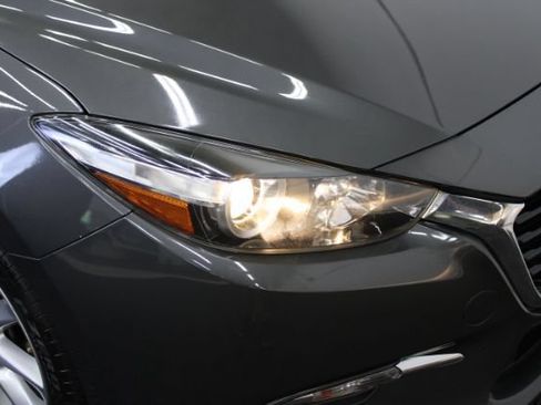 Used 2017 MAZDA MAZDA3 Grand Touring FWD image 28