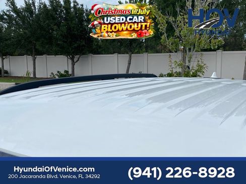Used 2020 Ford Explorer XLT w/ Equipment Group 202A RWD image 15