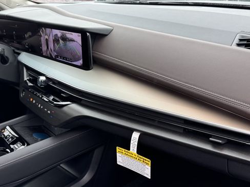 New 2026 Nissan Murano Platinum w/ Cargo Package AWD/4WD image 15