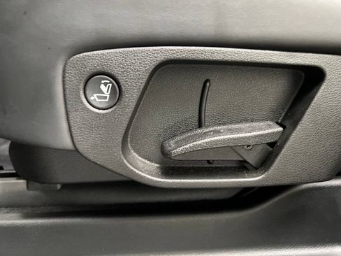 Used 2025 Kia Telluride S FWD image 18