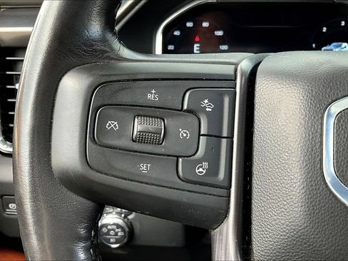 Used 2024 GMC Sierra 2500 Denali Ultimate AWD/4WD image 17