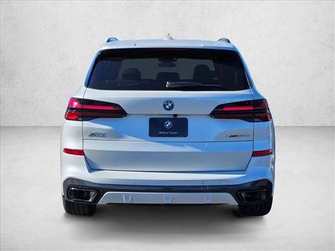 New 2026 BMW X5 xDrive50e w/ M Sport Package image 8
