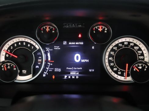 Used 2017 RAM 1500 Laramie w/ Convenience Group image 11