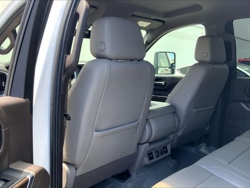 Used 2020 Chevrolet Silverado 2500 LT w/ All Star Edition AWD/4WD image 12
