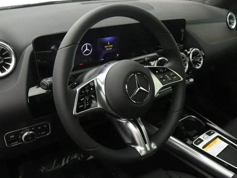 New 2026 Mercedes-Benz GLA 250 4MATIC image 5