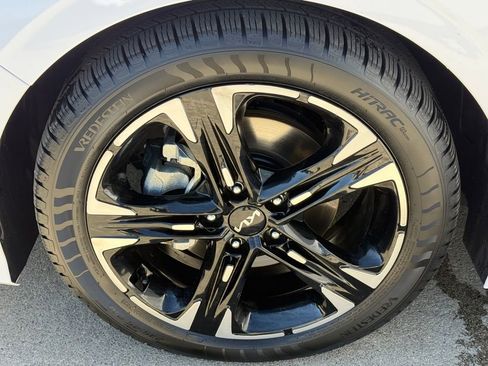 Used 2022 Kia K5 GT-Line w/ GT-Line Awd Premium Package image 11