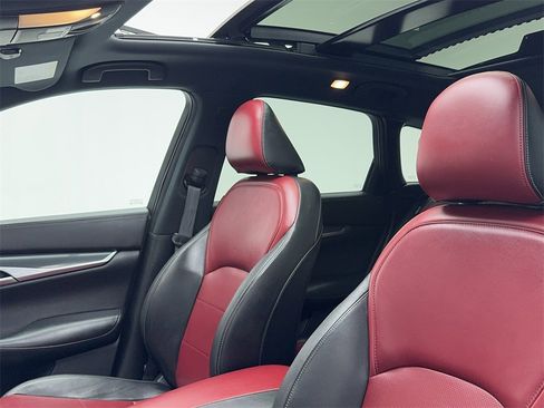 Used 2024 INFINITI QX50 Sport image 37