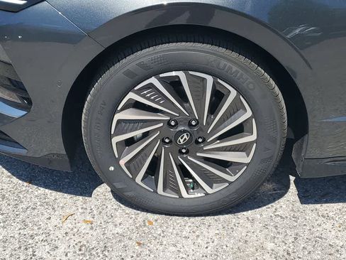 New 2026 Hyundai Sonata Limited image 5