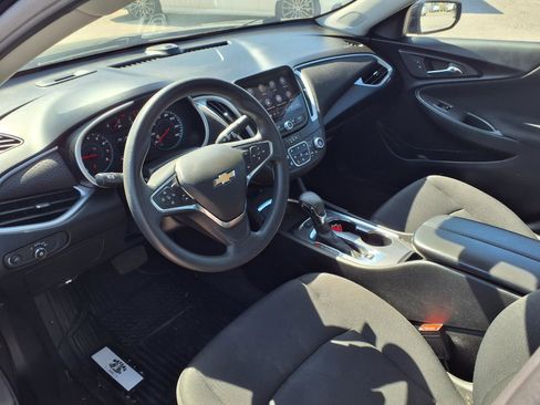 Used 2024 Chevrolet Malibu LT image 12