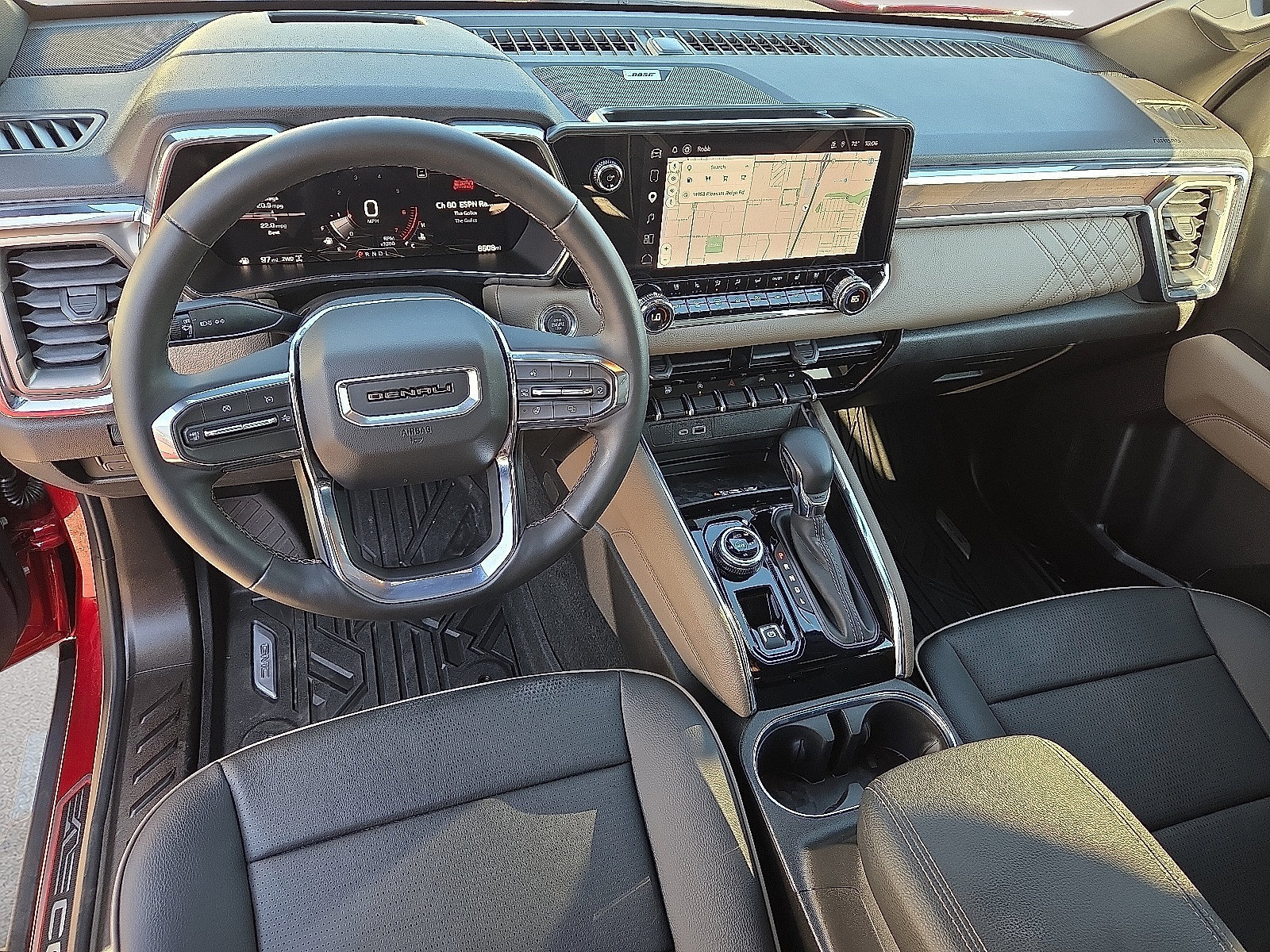 Used 2026 GMC Canyon Denali AWD/4WD image 6