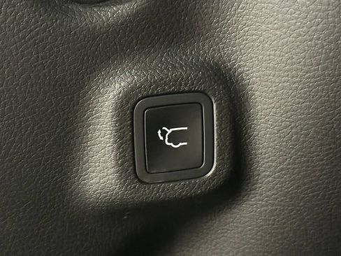 Used 2026 Jeep Compass Limited AWD/4WD image 13