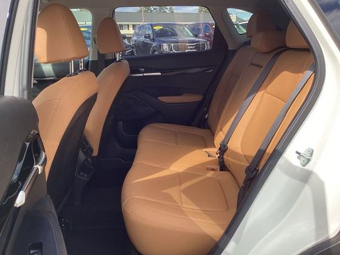 Certified 2024 Kia Seltos SX AWD/4WD image 14