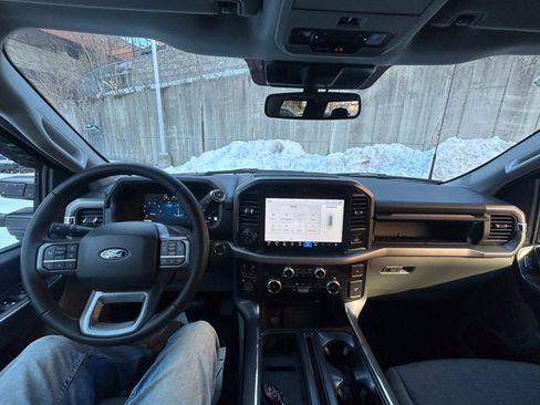 Used 2025 Ford F150 XLT w/ Equipment Group 302A MID image 22