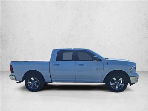 Used 2017 RAM 1500 Big Horn AWD/4WD image 4
