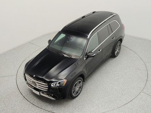 Certified 2025 Mercedes-Benz GLS 450 4MATIC image 23