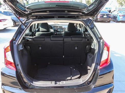 Used 2018 Honda Fit EX image 33