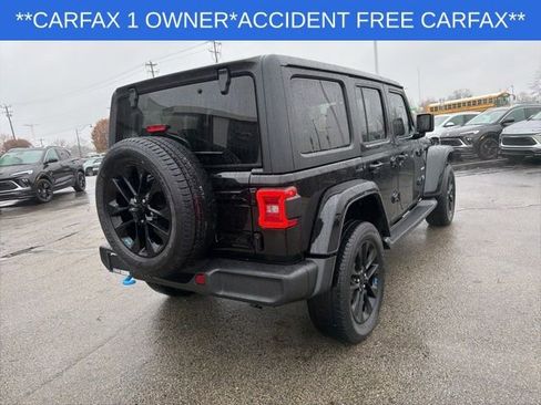 Used 2023 Jeep Wrangler Unlimited Sahara w/ Cold Weather Group image 11