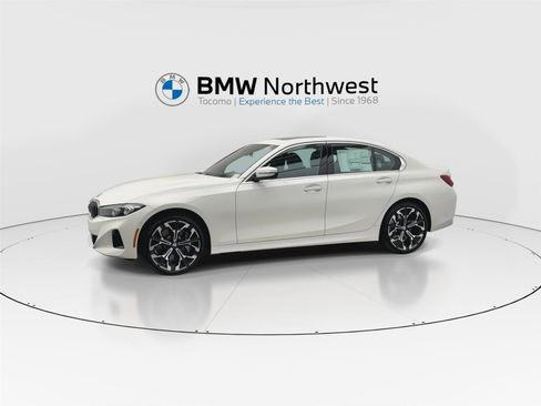 New 2026 BMW 330i xDrive Sedan w/ Convenience Package image 10