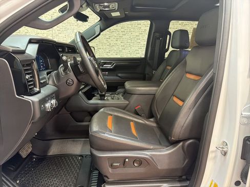Used 2024 GMC Sierra 1500 AT4 w/ Technology Package AWD/4WD image 23