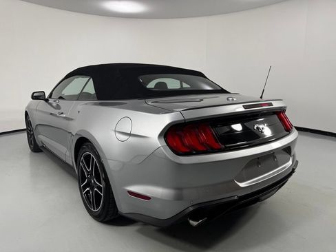 Used 2022 Ford Mustang Premium RWD image 5