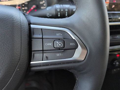 Used 2025 Jeep Compass Latitude w/ Altitude Special Edition AWD/4WD image 24