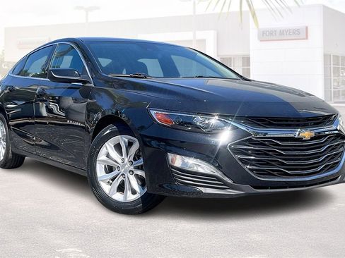 Used 2025 Chevrolet Malibu LT image 1
