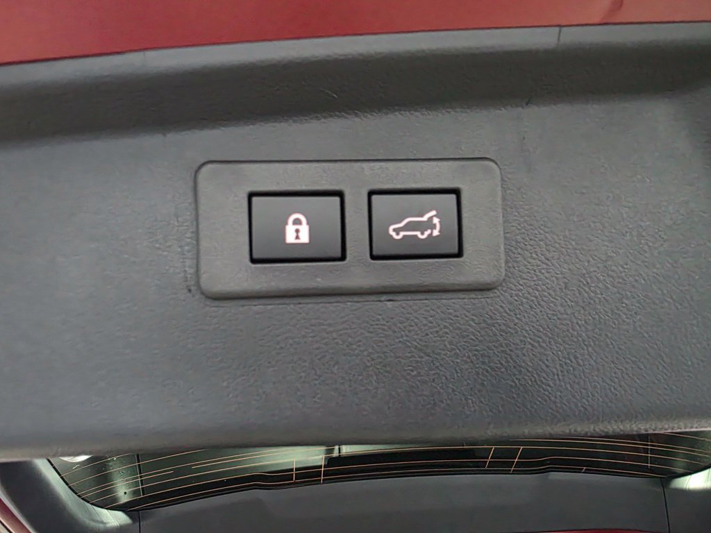 Certified 2025 Subaru Outback Premium AWD/4WD image 19