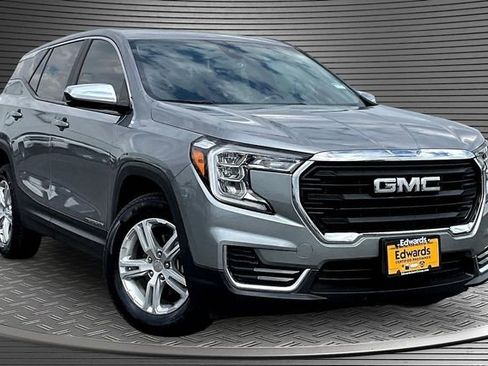 Used 2024 GMC Terrain SLE AWD/4WD image 3