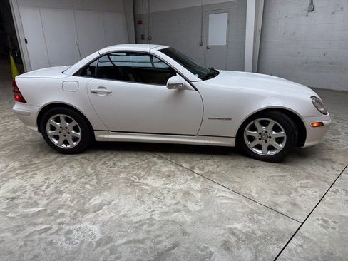 Used 2004 Mercedes-Benz SLK 230 image 6