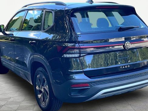 Used 2025 Volkswagen Taos S FWD image 4