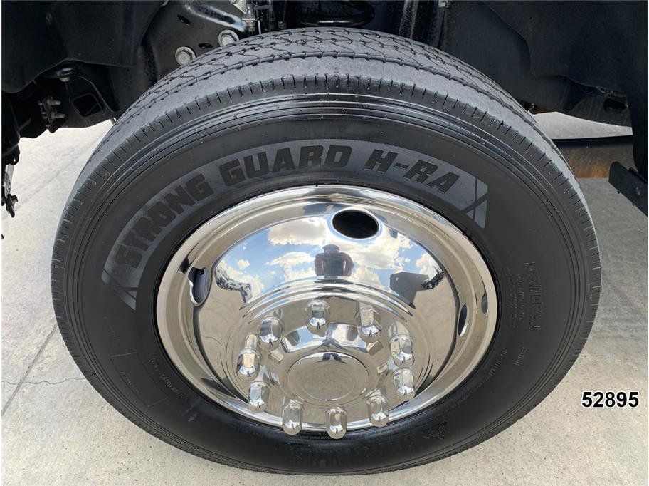 Used 2022 Ford F550 4x4 Regular Cab Super Duty image 22