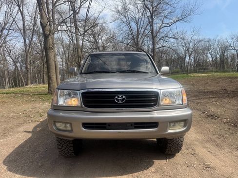 Used 2002 Toyota Land Cruiser image 5