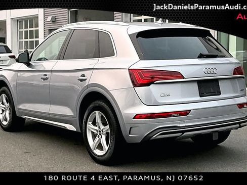 Used 2023 Audi Q5 Premium w/ Convenience Package AWD/4WD image 10