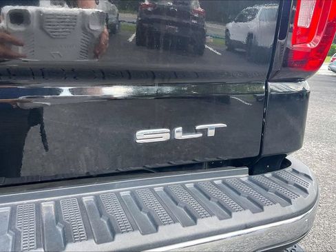 Used 2024 GMC Sierra 1500 SLT AWD/4WD image 25