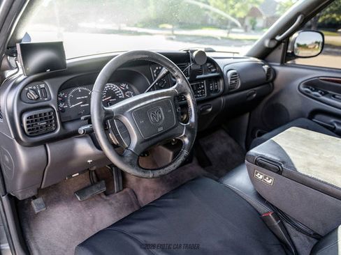 Used 2002 Dodge Ram 2500 Truck 2WD Quad Cab image 58