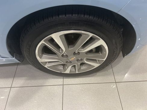 Used 2014 Chevrolet Spark LT image 3