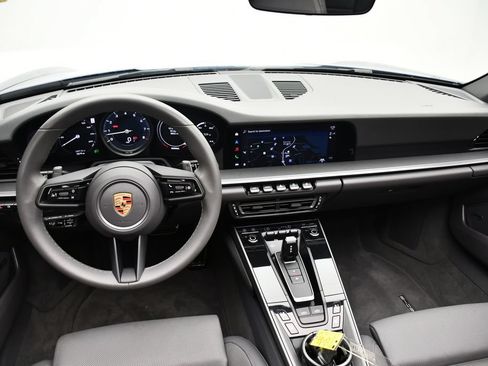 Certified 2023 Porsche 911 Targa 4S AWD/4WD image 26